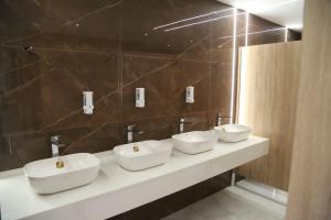 Koupelna v ubytování Alhayat Karbala Hotel