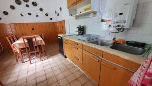 Kuchyňa alebo kuchynka v ubytovaní Apartment Balatonföldvar - Balaton 18521