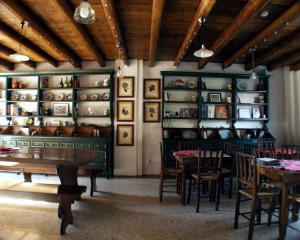 Restaurant o un lloc per menjar a Ca' Marsure B&B