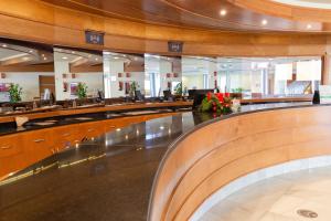 Restauracja lub miejsce do jedzenia w obiekcie R2 Hotel Pajara Beach