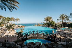 a view of the pool at a resort at R2 Rio Calma in Costa Calma