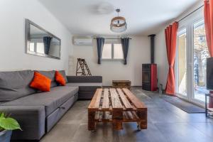 Fotografie z fotogalerie ubytování Le Petit Cocon de Provence - Appt climatisé v destinaci Courthézon + 3 fotografie