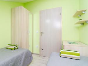 Postel nebo postele na pokoji v ubytování Apartments Donita - Standard Two Bedroom Apartment with Balcony and Sea View