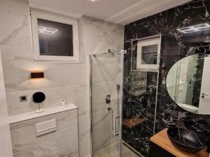 Et badeværelse på Urban Luxury Apartment Zagreb