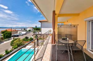 Fotografia z galérie ubytovania One-Bedroom Apartment Crikvenica v destinácii Crikvenica
