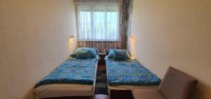 Fotografia z galérie ubytovania Holiday home in Balatonmariafurdo v destinácii Balatonkeresztúr + 12 fotografií