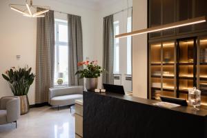 Kuchyňa alebo kuchynka v ubytovaní Platinum Palace Boutique Hotel & SPA