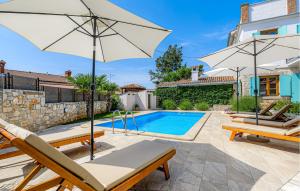 Πισίνα στο ή κοντά στο Villa Casa Ivan