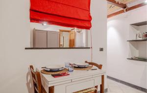 Dapur atau dapur kecil di Nice Apartment In Camogli With Wifi