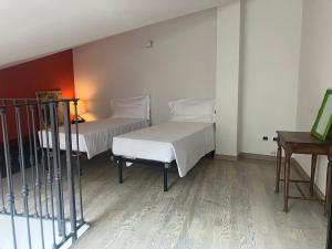 Posteľ alebo postele v izbe v ubytovaní Heart Centre Milan Navigli 3 Levels Apartment