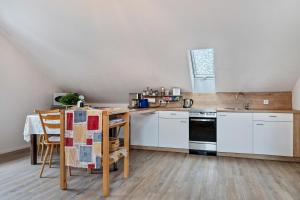 Kuchyň nebo kuchyňský kout v ubytování Haus Rebberg