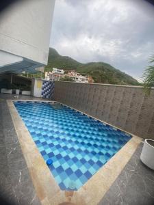 Nespecifikovaný výhled na hory nebo výhled na hory při pohledu z apartmánu + 4 fotografie