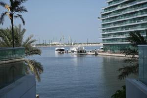 Θέα στο ποτάμι κοντά σε αυτό το διαμέρισμα +34 φωτογραφίες