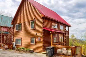 Foto sihtkohas Pigeon Forge asuva majutusasutuse Dog Friendly, Pool, Hot Tub, Pool Table, Arcade galeriist