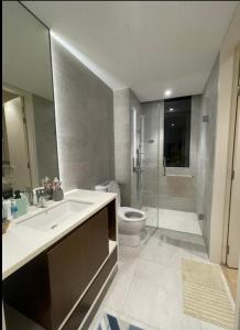 Bilik mandi di H Residence Hill10 I-City