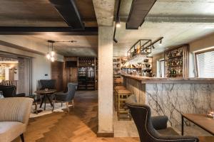 Lounge nebo bar v ubytování ARIETES MARMONT Tiny Houses