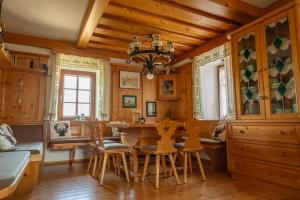 Posezení v ubytování Ferienhaus Mooshöf