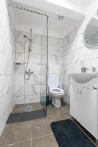 Koupelna v ubytování Aleks apartmani
