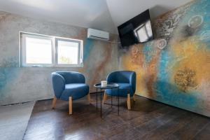 TV a/nebo společenská místnost v ubytování Aleks apartmani