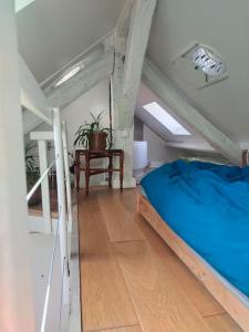 Photo de la galerie de l'établissement Studio sous les toits et mezzanine - Vincennes, à Vincennes