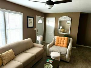 Posezení v ubytování Sunflower House