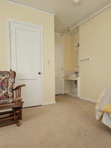 Φωτογραφία από το άλμπουμ του Twin room near Hillsboro σε Gaston