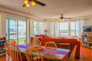 TV a/nebo společenská místnost v ubytování Las Mareas #21