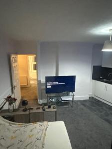 TV/trung tâm giải trí tại 2 Bedroom Apartments