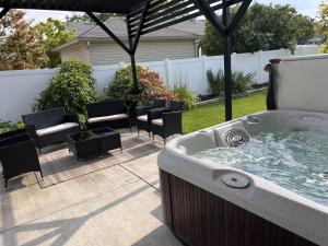Φωτογραφία από το άλμπουμ του Cozy Corner Oasis with Hot Tub home σε Twin Falls