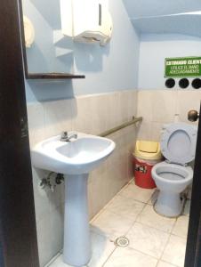 Koupelna v ubytování Hostal mariajose baños