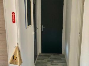 Φωτογραφία από το άλμπουμ του Appartement F2 rénové centre-ville Amélie-les-Bains - FR-1-703-192 σε Amélie-les-Bains-Palalda