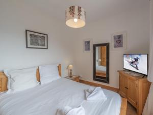 Postel nebo postele na pokoji v ubytování Charmant appartement au Vieil Alpe pour familles - FR-1-645-76