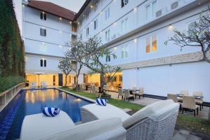 Bazén v ubytování Mars City Hotel nebo v jeho okolí