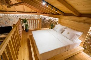 Posteľ alebo postele v izbe v ubytovaní Oak Tree Estate