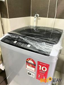 Foto sihtkohas Klang asuva majutusasutuse New Listing Klang with Netflix Wifi Swimming Pool View galeriist