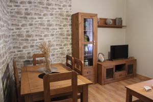 TV a/nebo společenská místnost v ubytování vivienda de uso Turístico El Jabalon