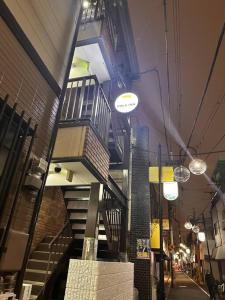 大阪301号室駅2分格安和室民泊専用ミニキッチンとバスルーム付きアクセス抜群的相册照片