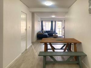 Galeri foto Lock-Up and Go apt with parking di Fish Hoek