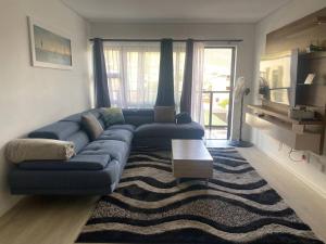 Galeri foto Lock-Up and Go apt with parking di Fish Hoek