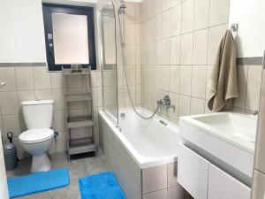 Galeri foto Lock-Up and Go apt with parking di Fish Hoek