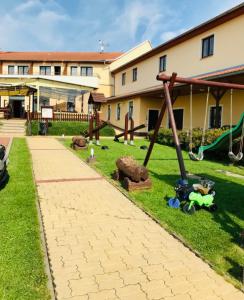 Aed väljaspool majutusasutust Apartmány, Penzion, Wellness U zlaté rybky