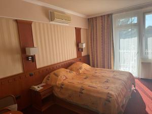 Csipke Hotel 6400 Kiskunhalas, Semmelweis tér 16. kép - 2