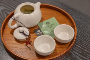 Simdo Hotel&Spa Sillim by Aank的咖啡和沏茶工具