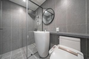 Simdo Hotel&Spa Sillim by Aank的一间浴室