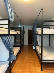 Postel nebo postele na pokoji v ubytování Dikachaya Hostel