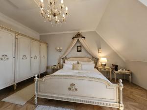 Una cama o camas en una habitación de Klein Holland