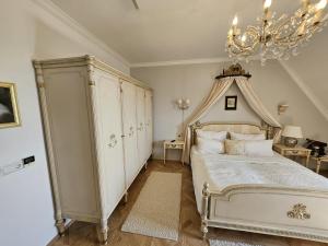 Una cama o camas en una habitación de Klein Holland