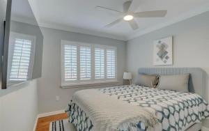 Katil atau katil-katil dalam bilik di Cozy home in Ft Lauderdale with a heated pool +8 gambar