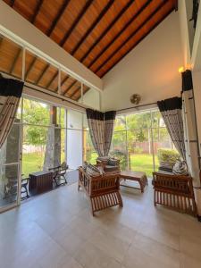 Posezení v ubytování Double Room with Private Bathroom in Galle