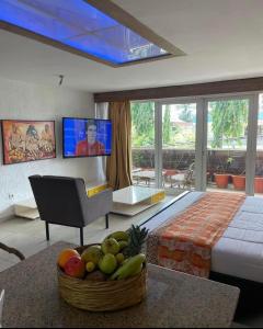 Μια τηλεόραση ή/και κέντρο ψυχαγωγίας στο Ecologe